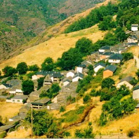 Holiday home Spacious In Odollo, Mountain View, 150 Sqm, Fireplace