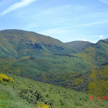 Holiday home Spacious In Odollo, Mountain View, 150 Sqm, Fireplace