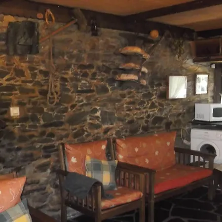 Spacious In Odollo, Mountain View, 150 Sqm, Fireplace Holiday home *